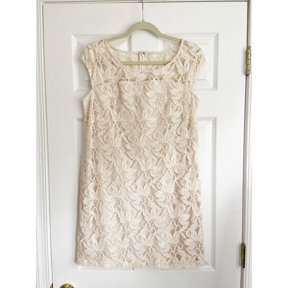 LC Lauren Conrad Cap Sleeve Dress - 8